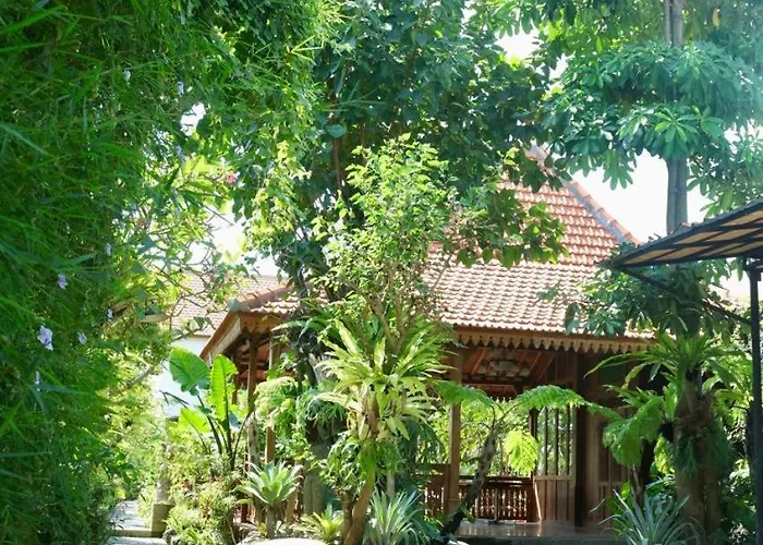 Melati Bali 招待所 3*